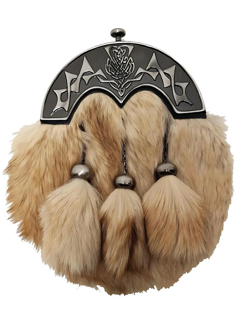 Fox Fur Sporran With Antique Thistle Cantle